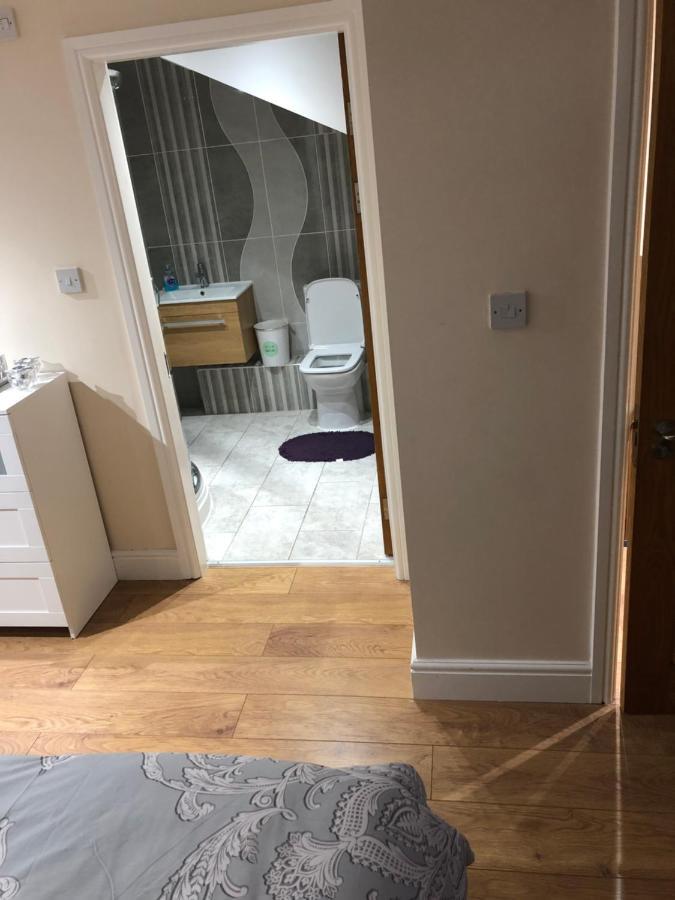 Big Room Rusholme With Tv And Private Bathroom-Parking&Wifi Manchester Exteriér fotografie