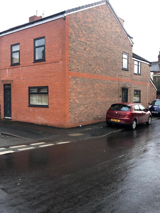 Big Room Rusholme With Tv And Private Bathroom-Parking&Wifi Manchester Exteriér fotografie